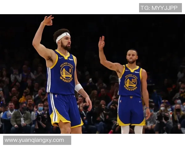 汤普森再次成为勇士绝杀英雄,球队备战季后赛信心满满 汤普森再次成为勇士绝杀英雄,球队备战季后赛信心满满