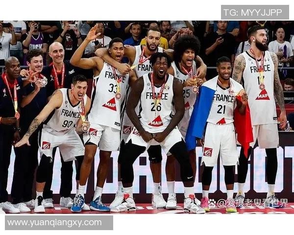 男篮对阵澳大利亚精彩视频回顾及比赛亮点分析